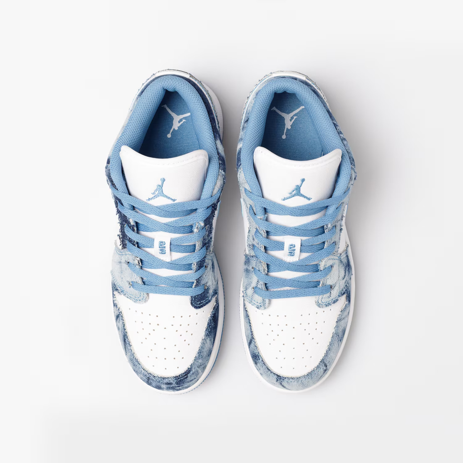 Air-Jordan-1-Low-Denim-Delave-3.jpeg