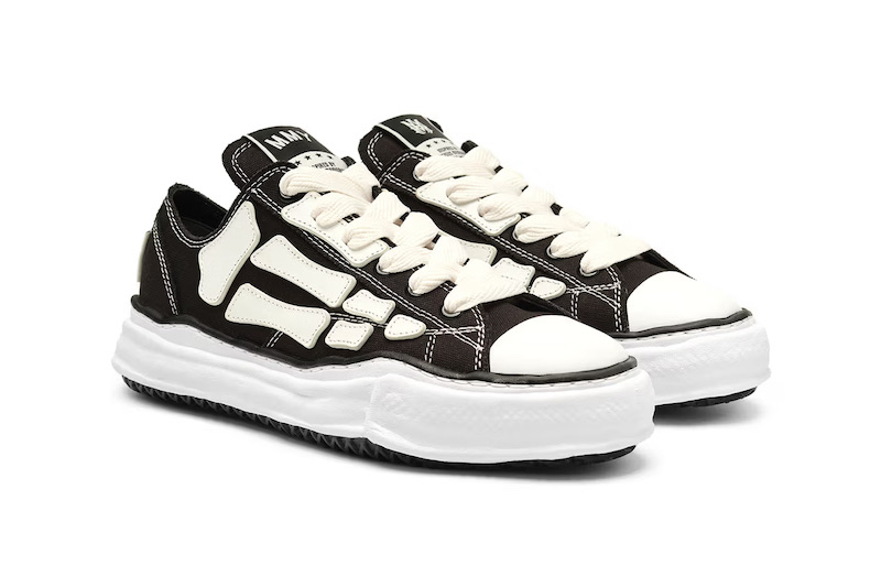 Chaussure-AMIRI-MMY-Bones-x-Maison-MIHARA-YASUHIRO-Noir-Homme-7.jpeg