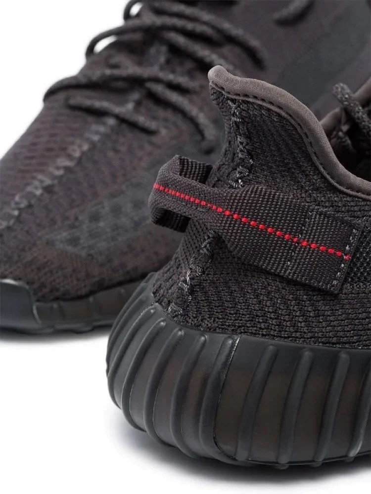 Chaussure-Adidas-YEEZY-Boost-350-V2-Noir-4.jpeg