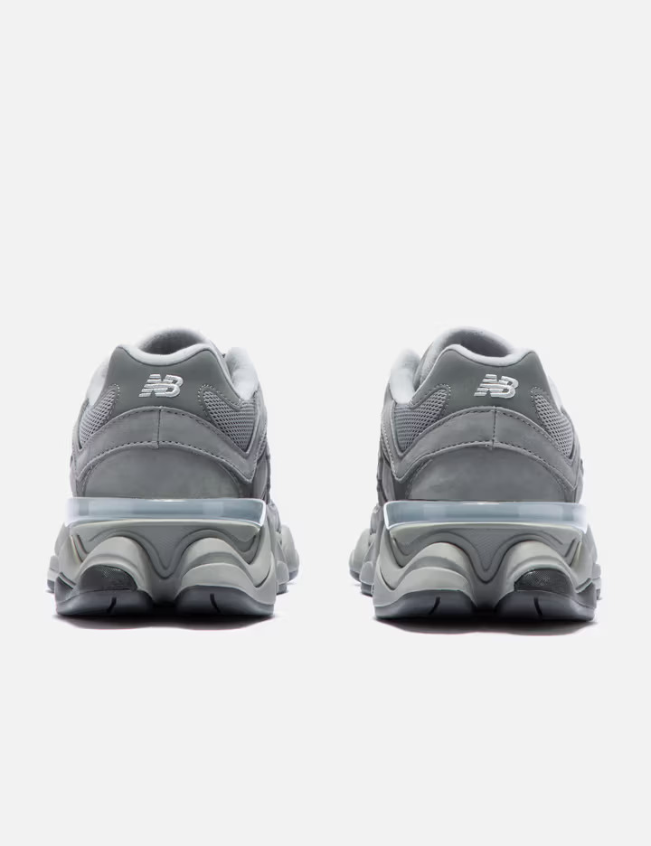 Chaussure-New-Balance-9060-Shadow-Grey-2.jpeg