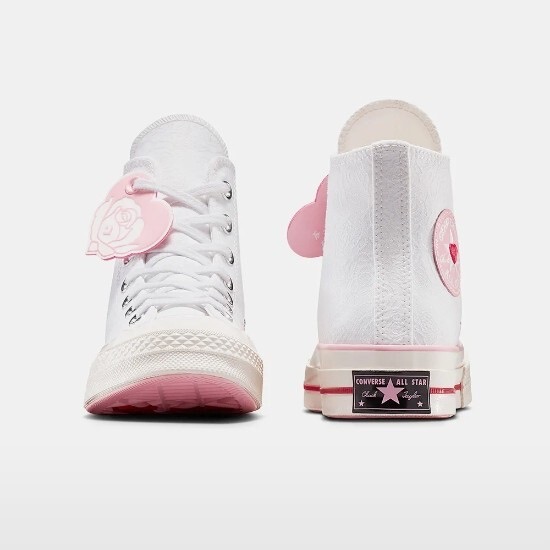 Chaussures-Converse-Chuck-70-High-Rose-Vintage-Blanc-6.jpeg