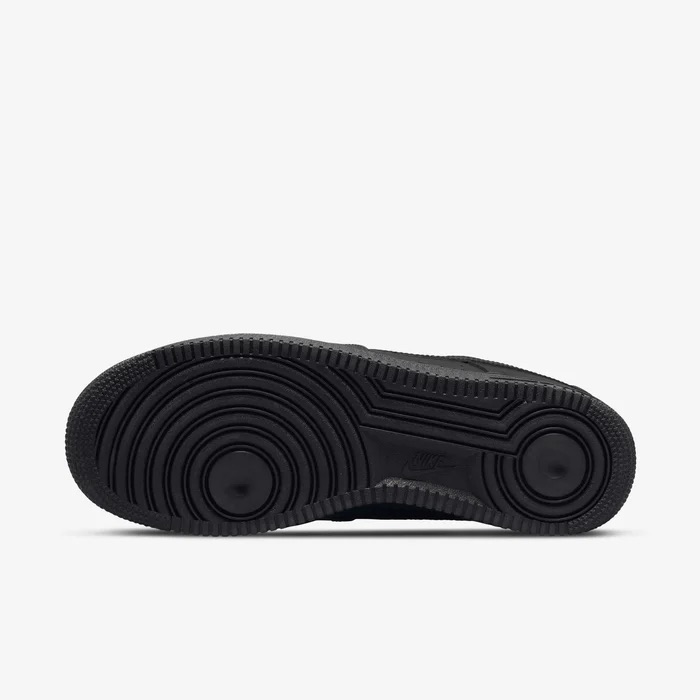 Chaussures-Nike-Air-Force-1-Noir-Unicolor-5.jpeg