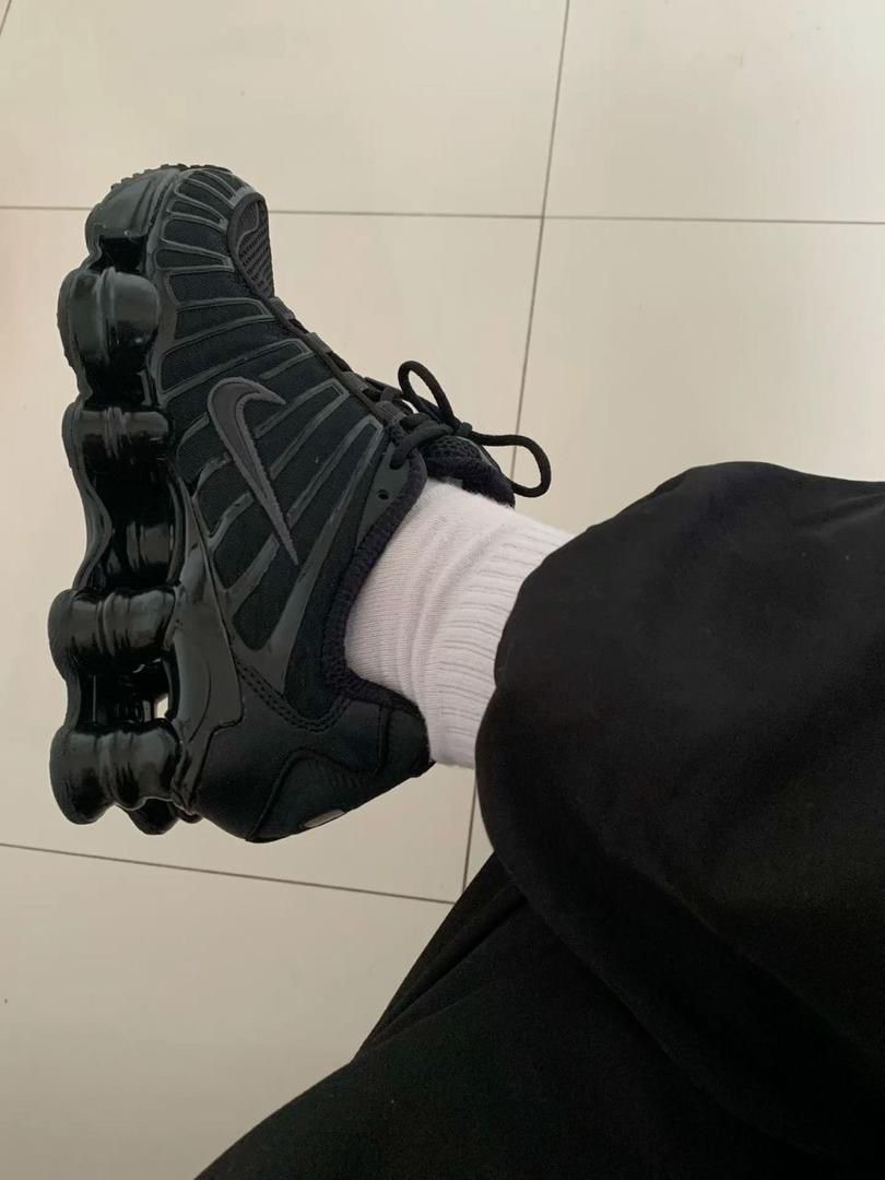 Chaussures-Nike-Shox-TL-Tout-Noir-5.jpeg