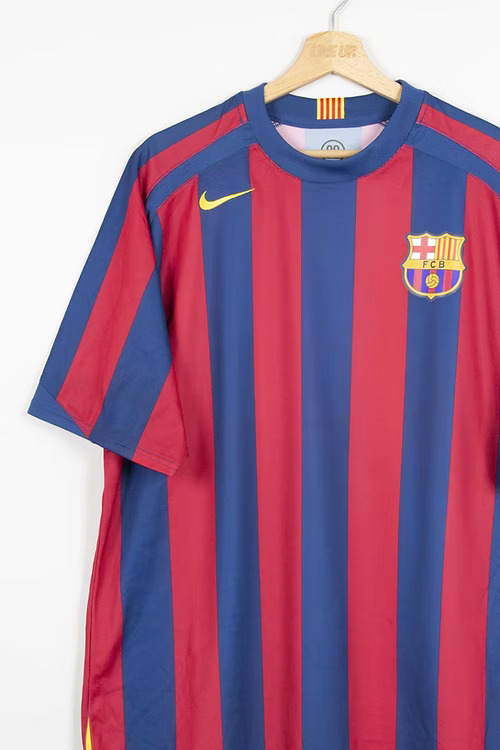 Maillot-FC-Barcelone-Domicile-2005-2.jpg