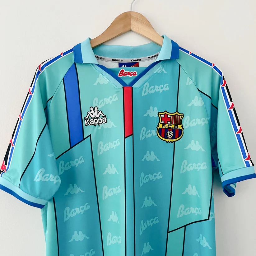 Maillot-FC-Barcelone-x-Kappa-Exterieur-1996-97-4.jpg