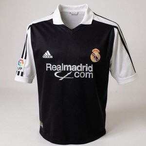 Maillot-Real-Madrid-x-Adidas-Exterieur-2001-02-7.jpg