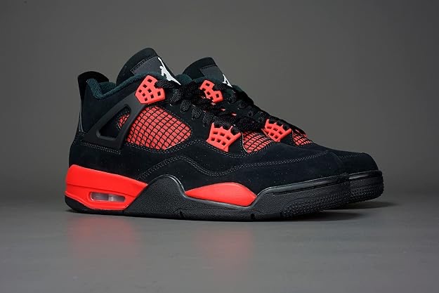 Nike-Air-Jordan-4-Retro-Noir-Rouge-2.jpeg