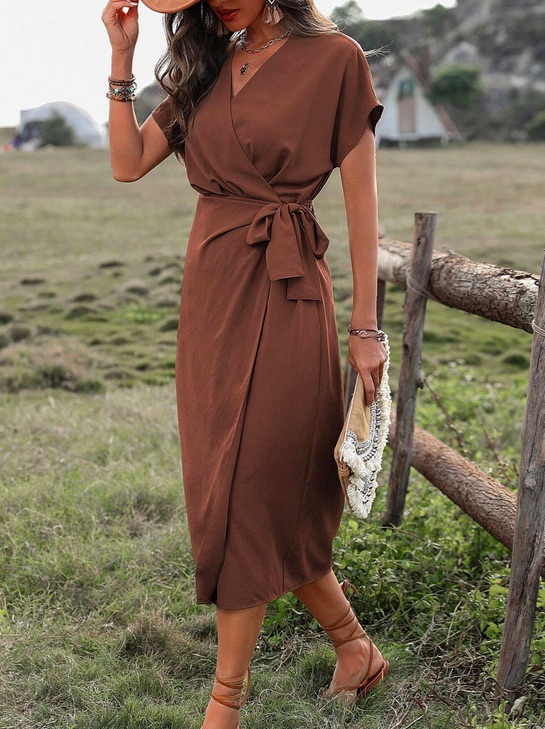 Robe-Longue-élégante-Col-V-Ceinturée-pour-Femme-6.jpg