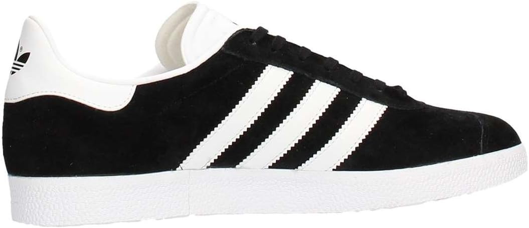 adidas-gazelle-noir-avec-des-semelles-blanches-3.jpg