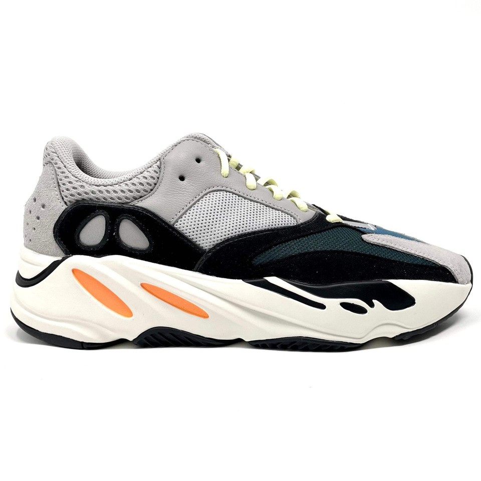 adidas-yeezy-boost-700-wave-runner-gris-uni-3.jpg