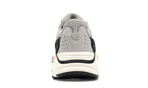 adidas-yeezy-boost-700-wave-runner-gris-uni-7.png