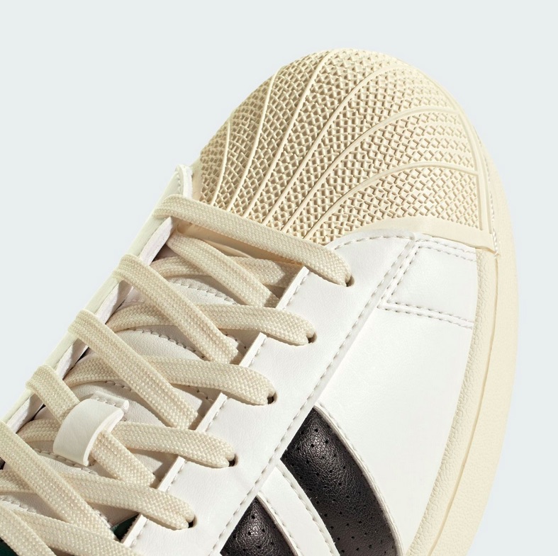 chaussure-adidas-superstar-ii-blanc-et-vert-4.jpeg