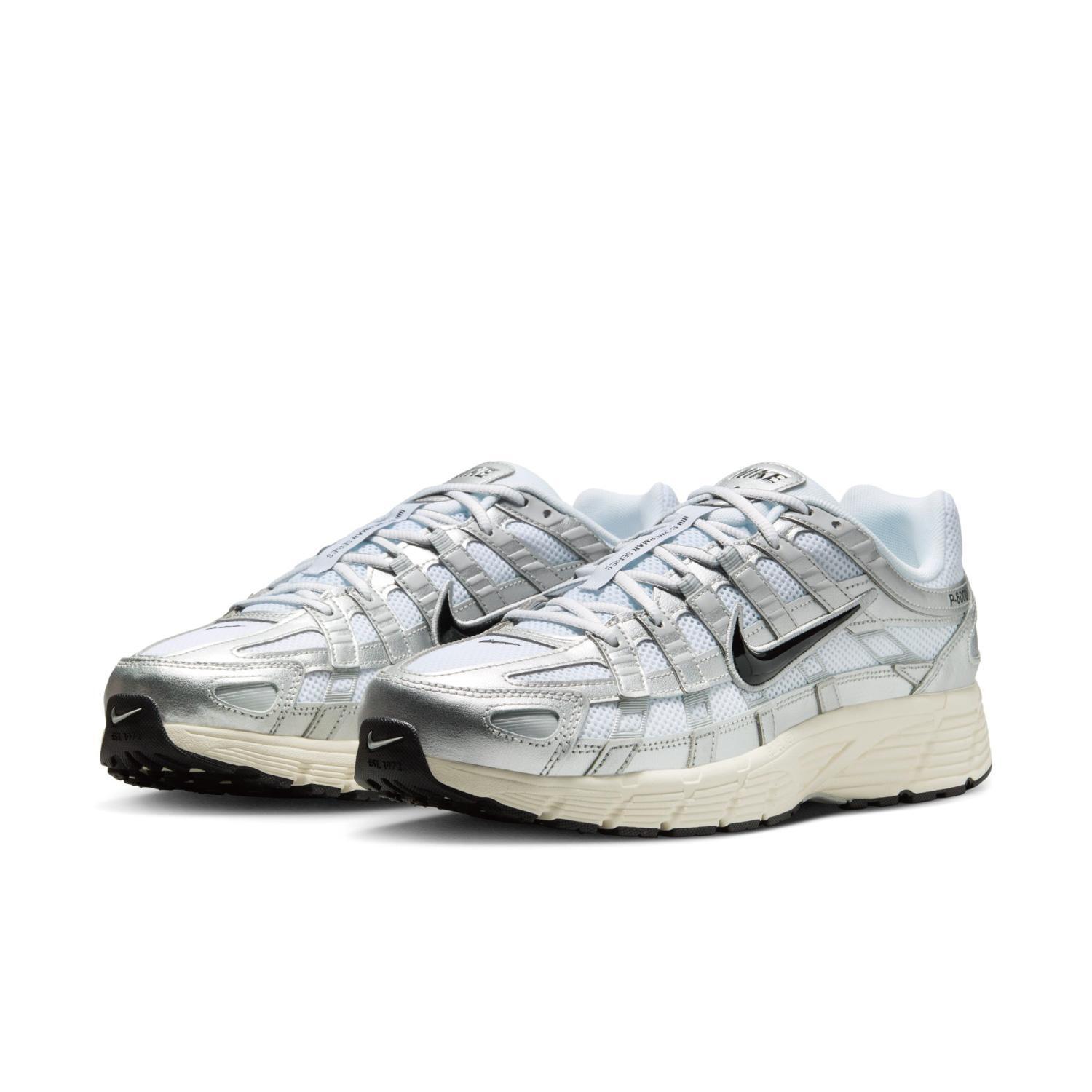 chaussure-nike-p-6000-gris-metalique-et-blanc-3.jpeg