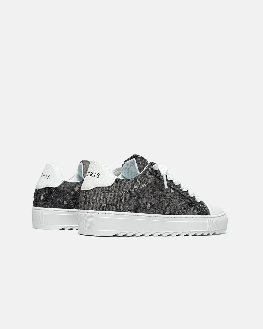 chaussure-numeris-denim-pete-pete-delave-4.jpeg