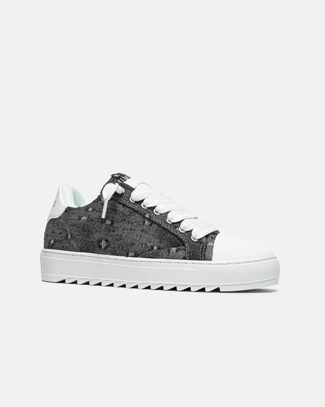 chaussure-numeris-denim-pete-pete-delave-7.jpeg