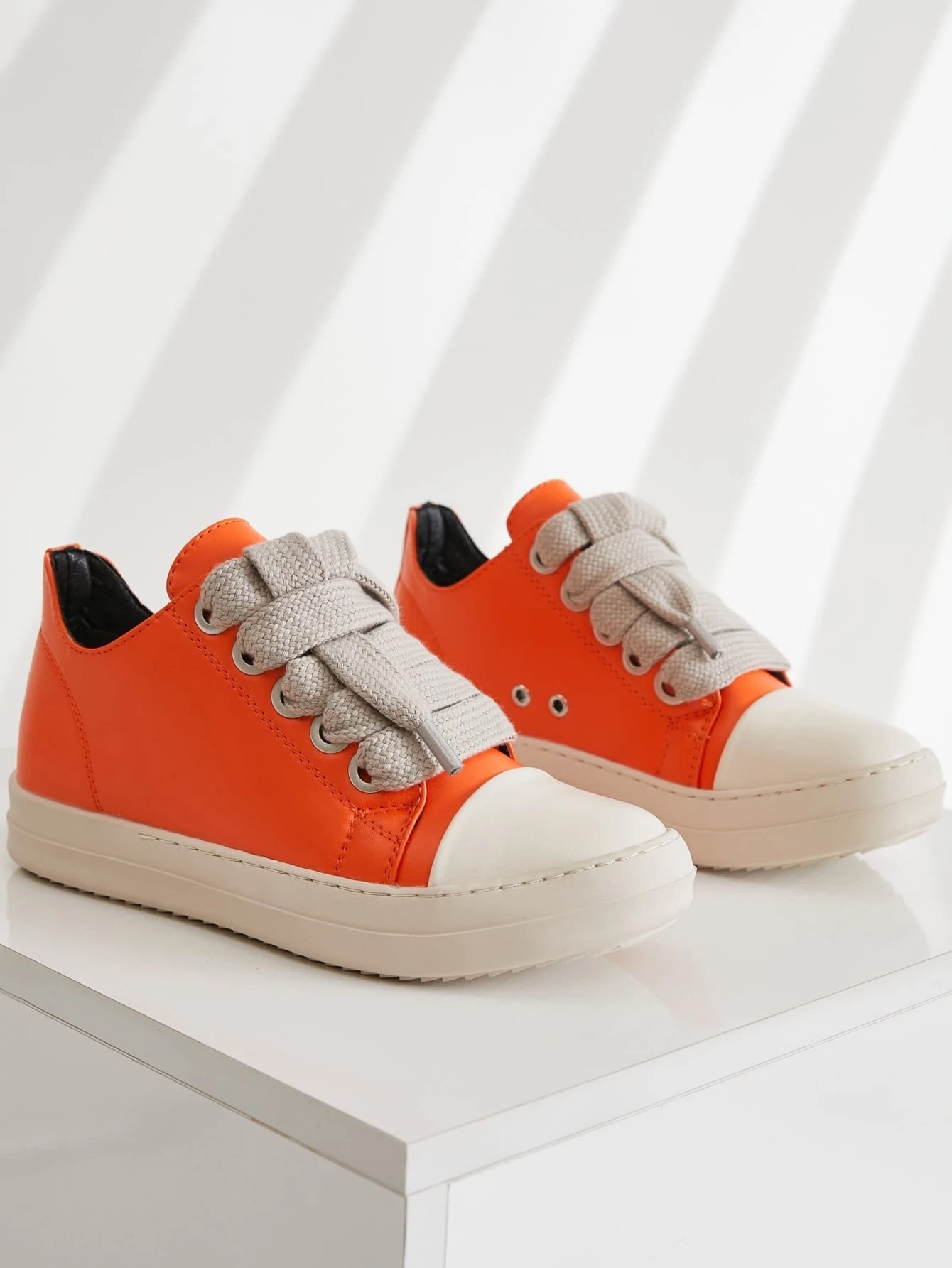chaussure-rick-owens-jumbo-lace-orange-et-blanche-7.jpeg