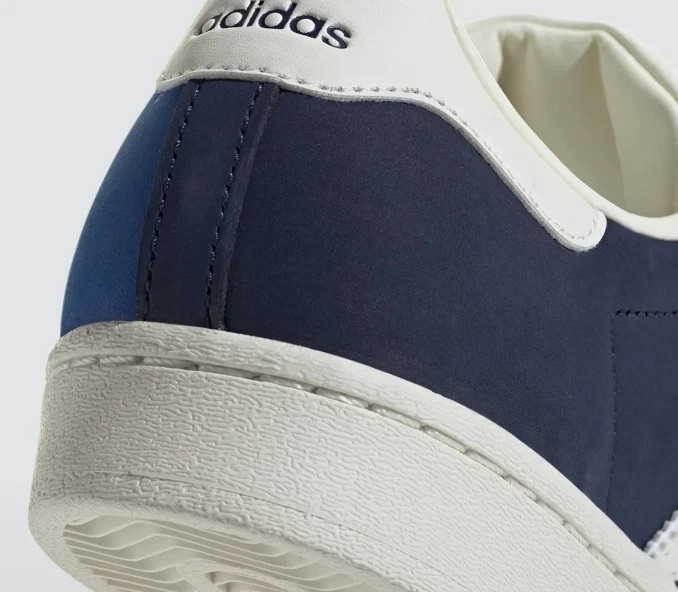 chaussures-adidas-superstar-bleu-indigo-et-blanc-6.jpeg