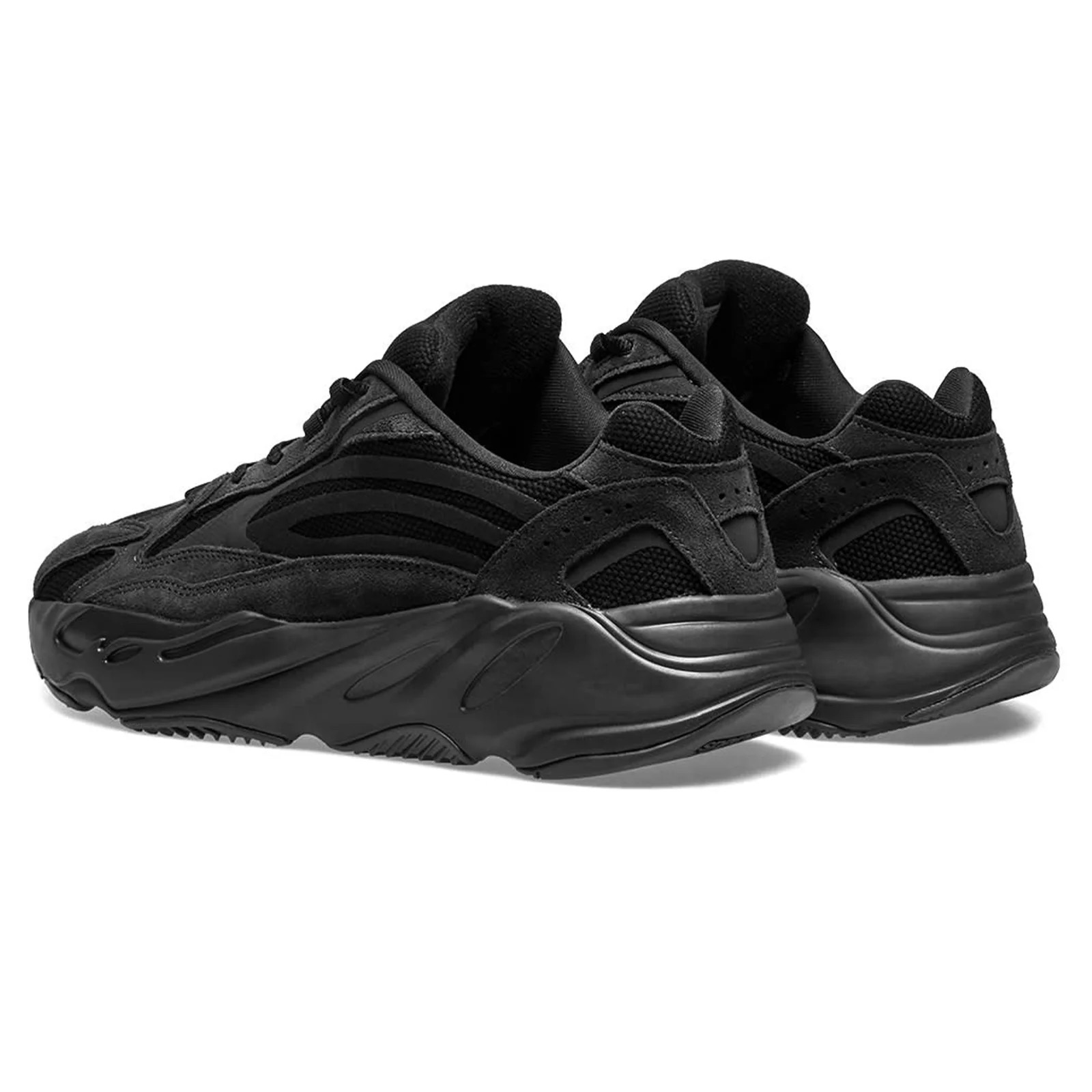 chaussures-adidas-yeezy-boost-700-v2-vanta-unicolore-noire-4.jpeg