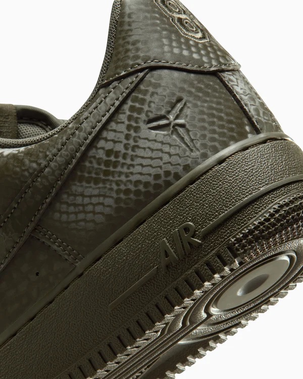 chaussures-nike-air-force-1-kobe-forever-olive-4.jpeg
