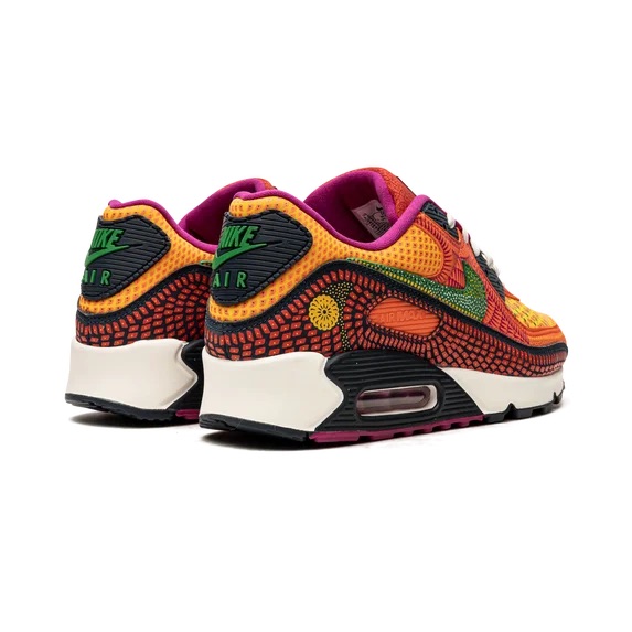 chaussures-nike-air-max-90-dia-de-muertos-orange-avec-motifs-6.jpeg