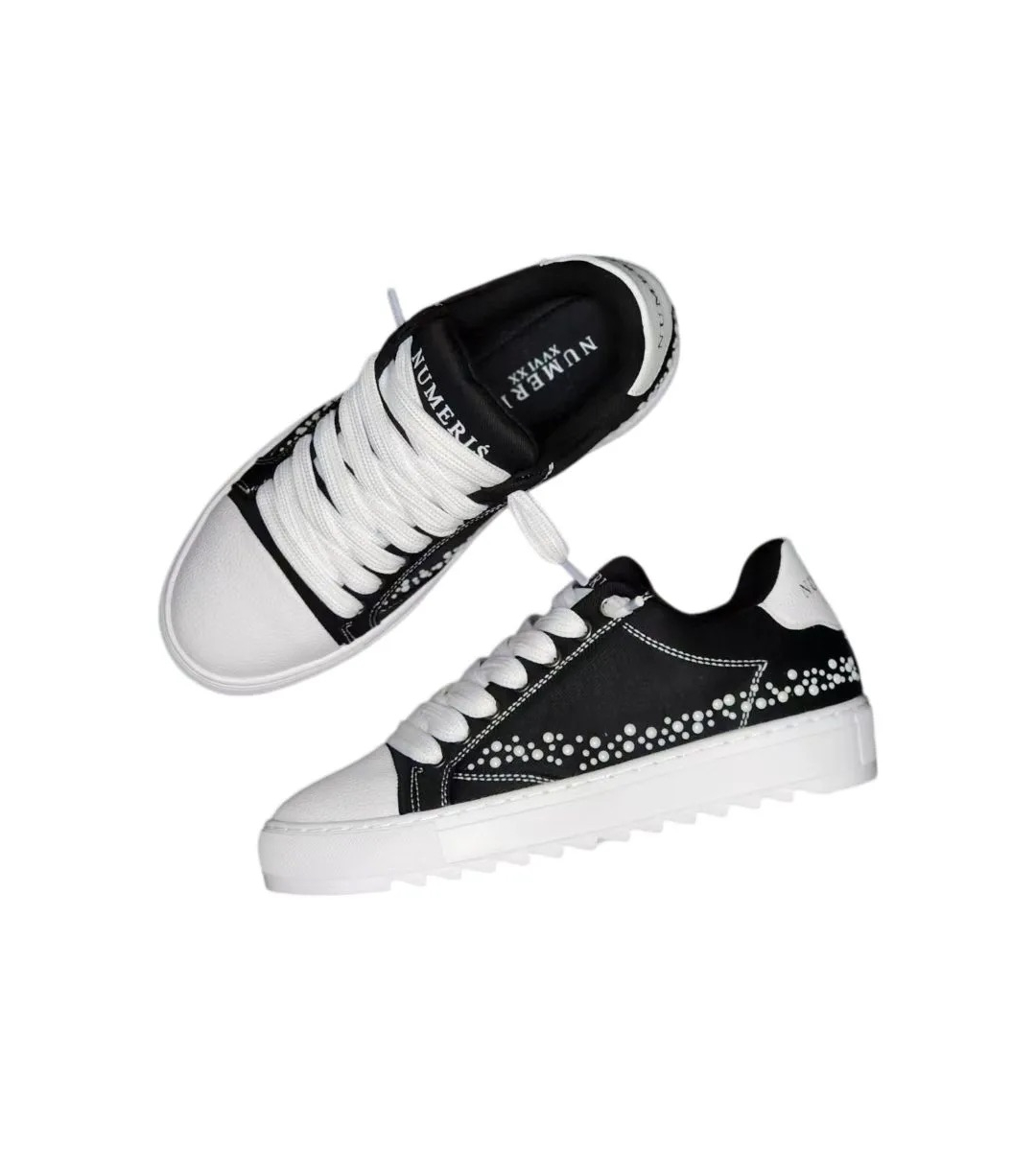 chaussures-numeris-atelier-pearl-denim-et-pearl-leather-ornees-de-perles-sur-cote-2.jpeg