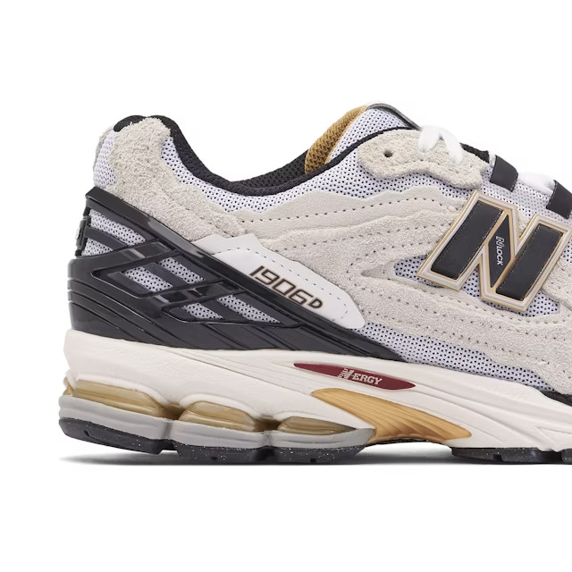 new-balance-1906d-4.jpeg