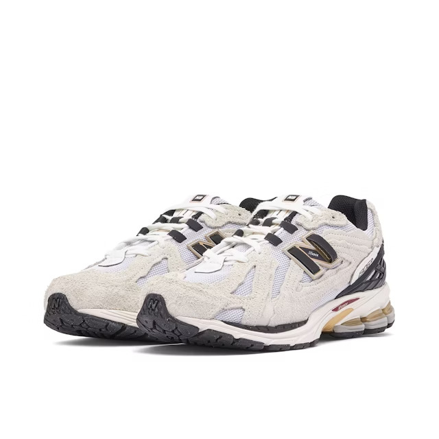 new-balance-1906d-6.jpeg