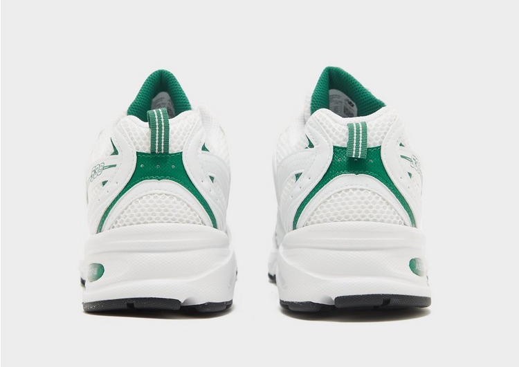 new-balance-530-blanc-vert-avec-semelles-blanches-2.jpg