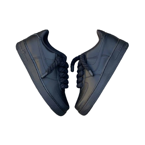 nike-air-force-1-unicolore-noir-avec--gros-lacets-3.png