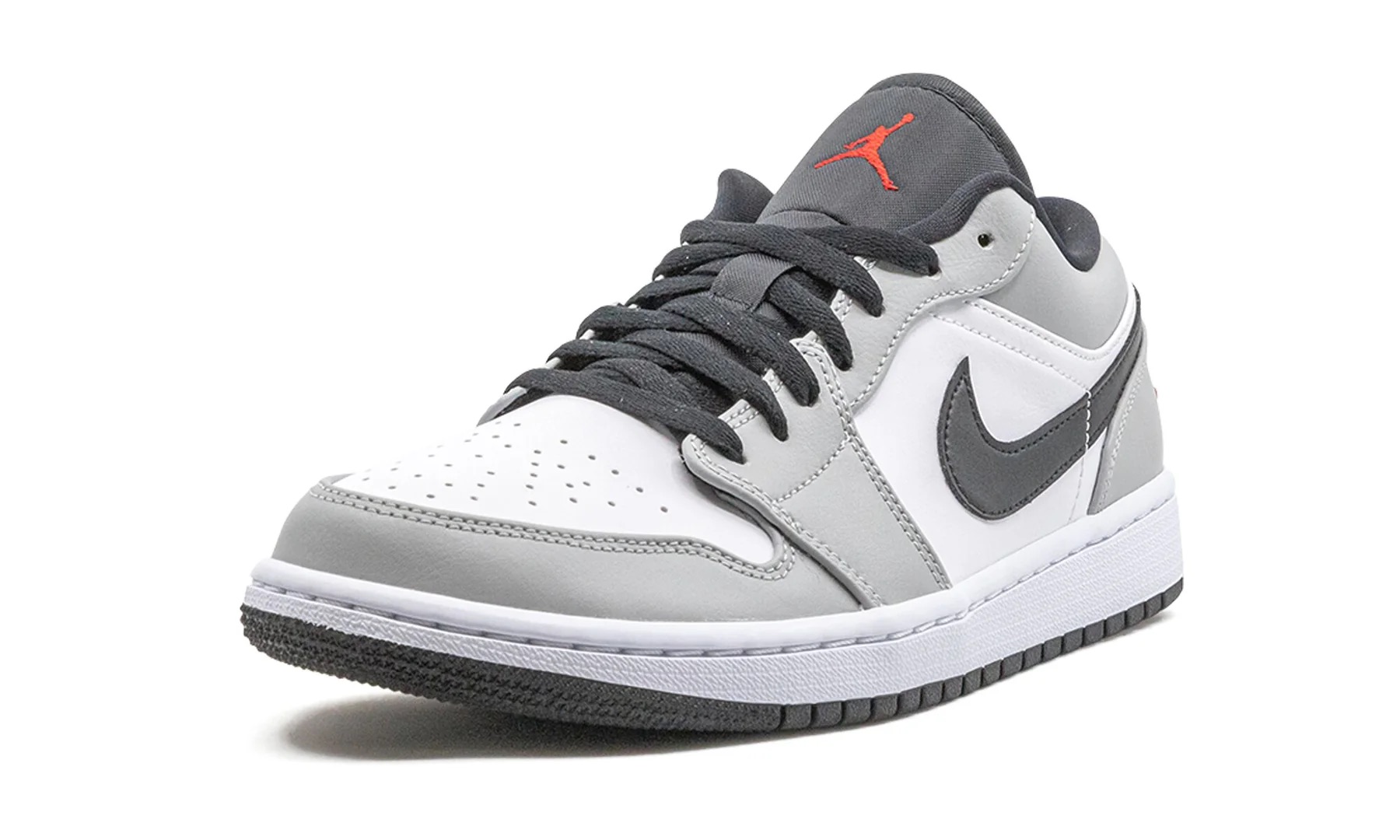 nike-air-jordan-1-low-light-smoke-grey-2.jpeg
