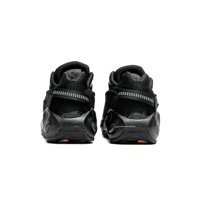 nike-nocta-glide-unicolore-noir-4.png