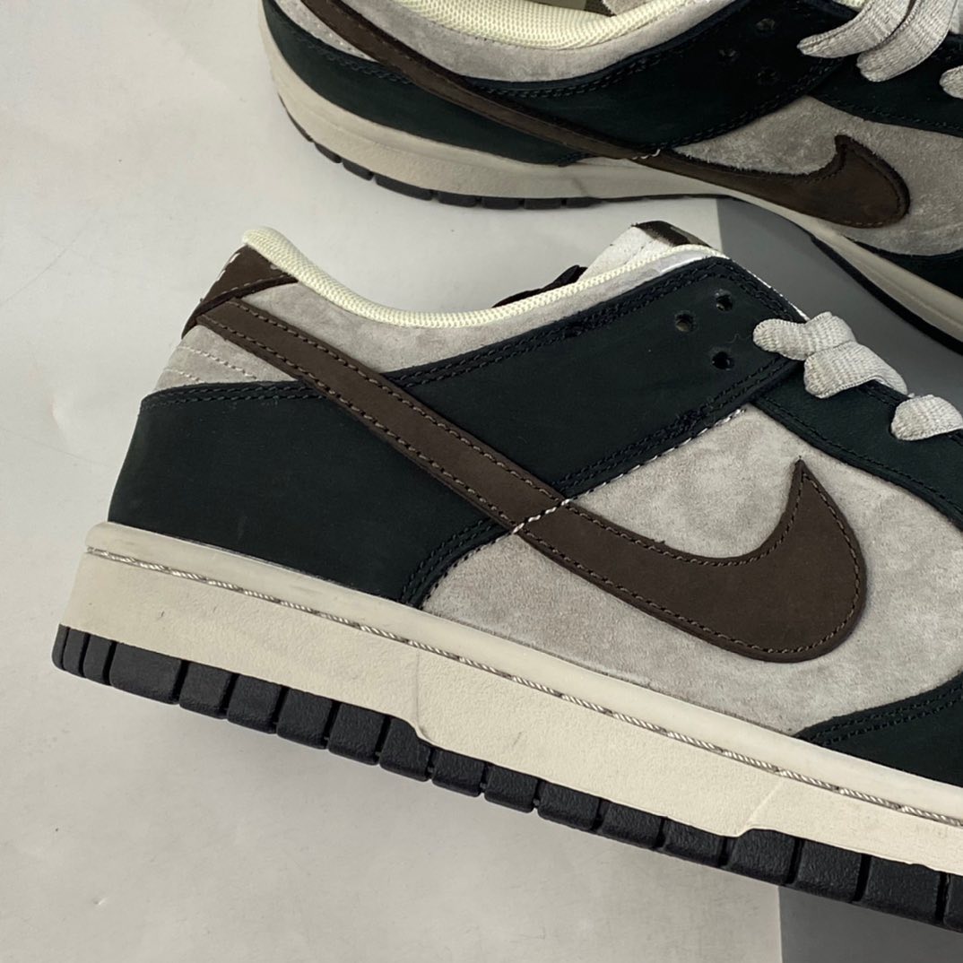 nike-sb-dunk-low-x-otomo-katsuhiro-3.jpeg