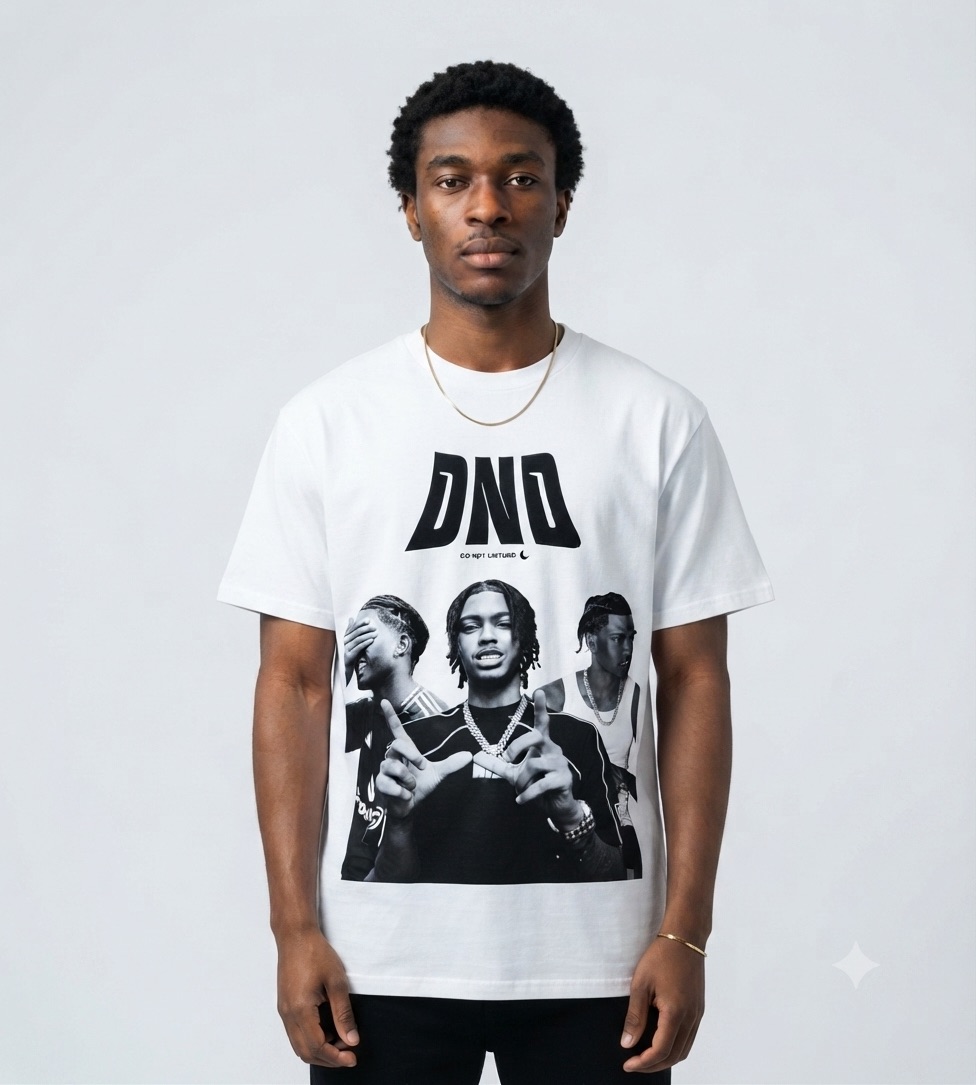 t-shirt-blanc-portrait-artistique-nemzzz-en-noir-et-blanc-streetwear-4.jpeg