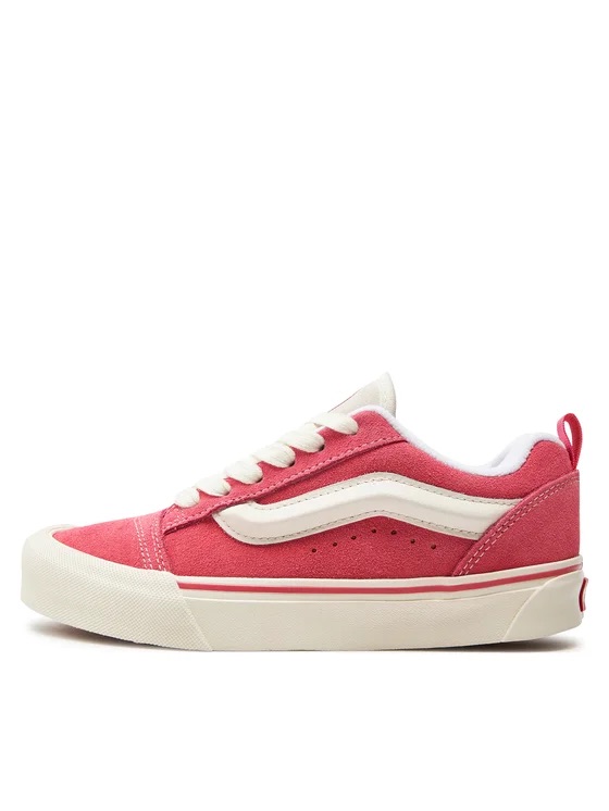 vans-knu-skool-rose-avec-des-semelles-blanches-7.jpeg
