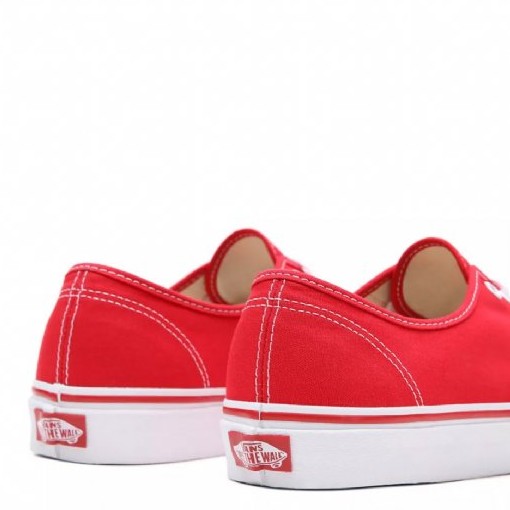 vans-rouge-avec-semelles-blanches-3.jpg